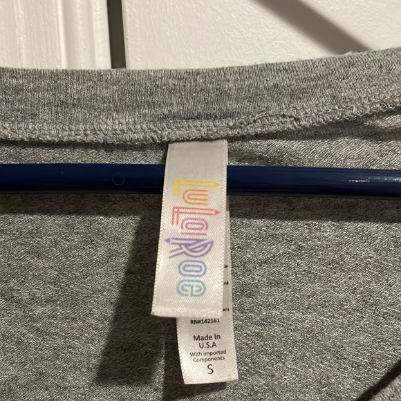 LuLaRoe Gray Size Small Shirt - Picture 2 of 5